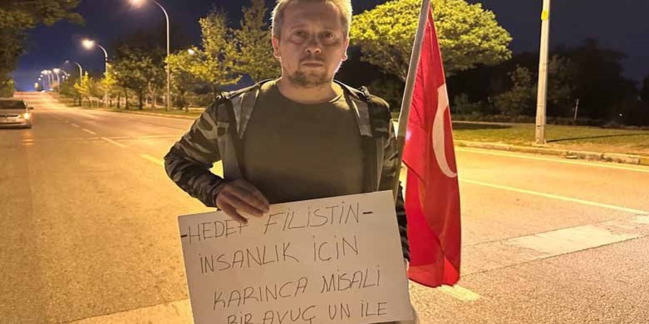 Eskişehirli Vatandaş, Yanına Un ve Türk Bayrağı Alarak Gazze’ye Yürüyüş Başlattı