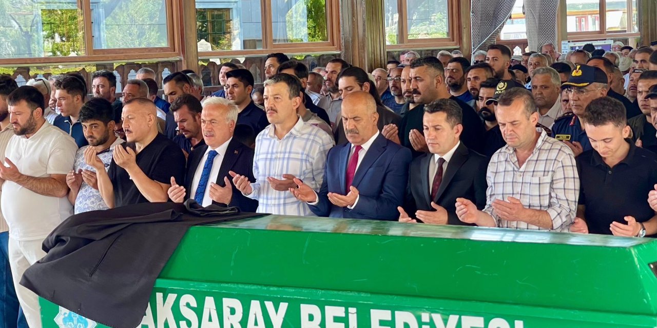 Vali Kumbuzoğlu, İsmail Avşar’ın Cenaze Törenine Katıldı