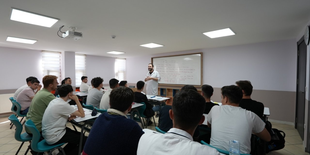 Konya LİMA Yaz Okulu Coşkulu Bir Başlangıçla Kapılarını Açtı