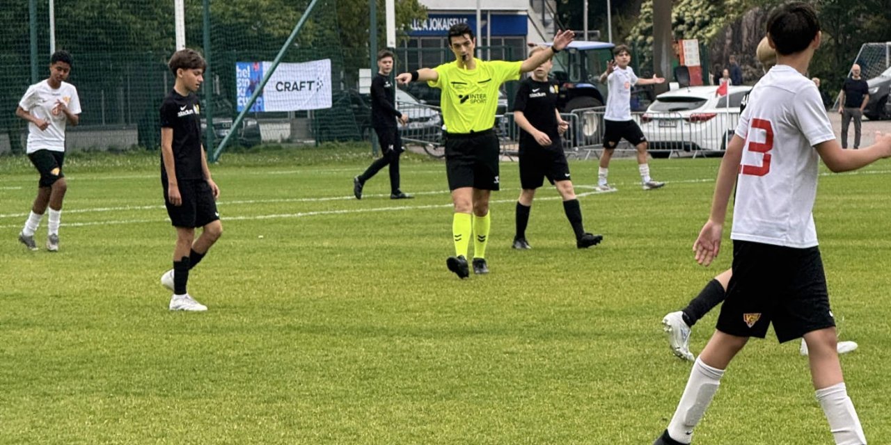 Karapınarlı Genç Hakem Oğuzhan Uyanıker, Helsinki Cup 2025’te Düdük Çalıyor!
