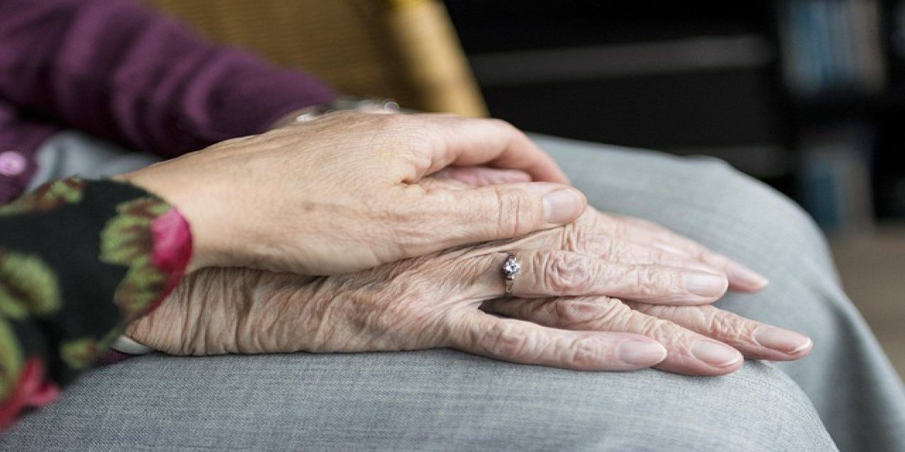 Alzheimer Aşısında Tarihi Gelişme! Beyin Hasarını Durdurma Umudu