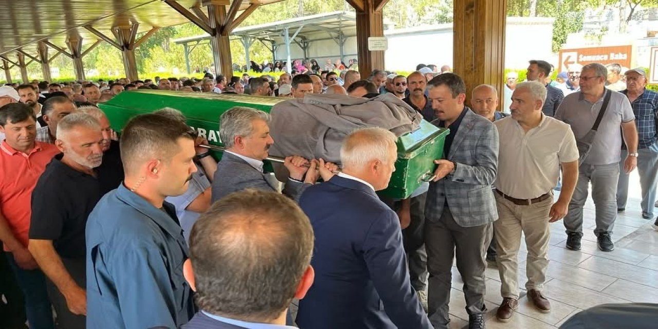Milletvekili Hüseyin Altınsoy’un Acı Günü: Kayınbabası Ahmet Atılgan Dualarla Uğurlandı