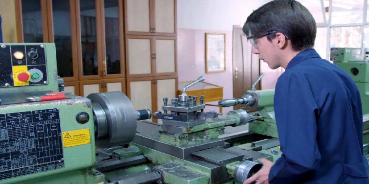 Eskil’de Çıraklık Eğitimi Belirsizliği: Öğrenciler ve Veliler Endişeli