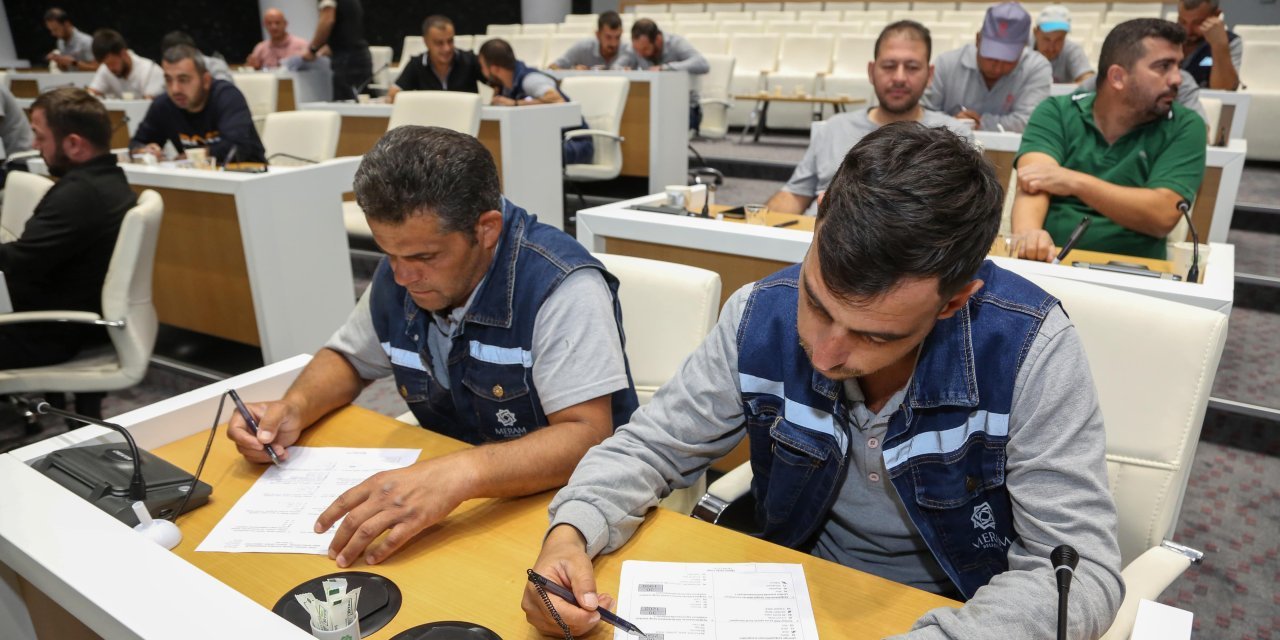 Meram Belediyesi Personeline Tehlikeli Madde Eğitimi