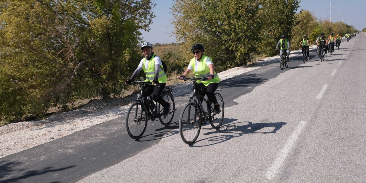 Konya’da Bisiklet Turları Yoğun İlgi Gördü: Tarih ve Kültürle Dolu Pedal Keyfi