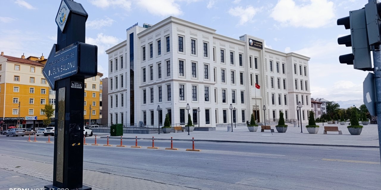 Karapınar Belediyesi, Yeni Hizmet Binasına Taşındı