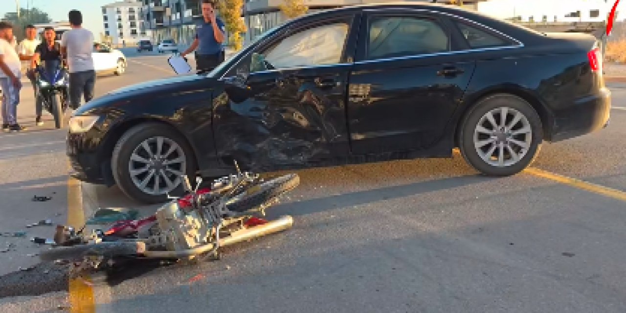 Eskil’de Dün Meydana Gelen Trafik Kazasının Kamera Görüntüsü Ortaya Çıktı