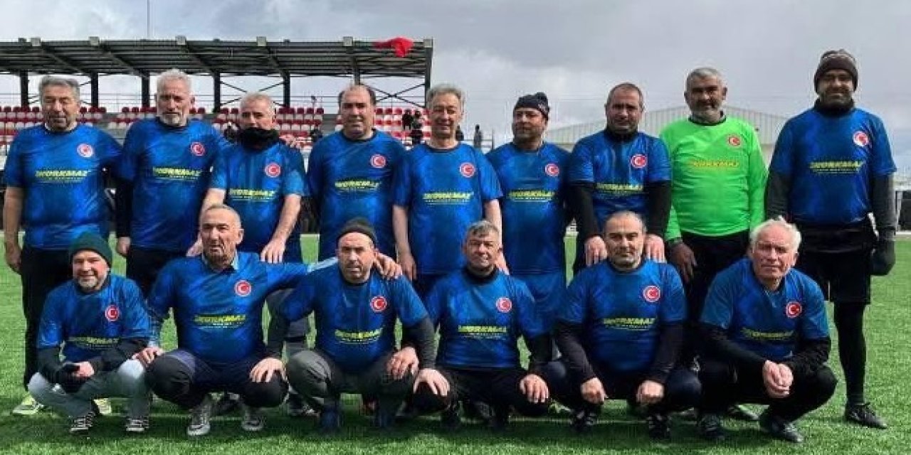 Eskil Belediyesi’nden Veteranlar Halı Saha Turnuvası