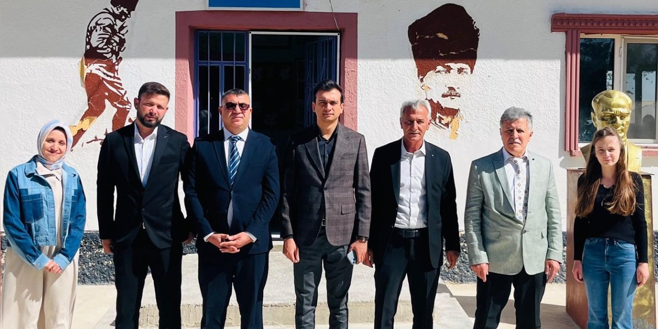 Kaymakam Harun Uzar, Akgöl ve Eşmekaya’da Ziyaretlerde Bulundu