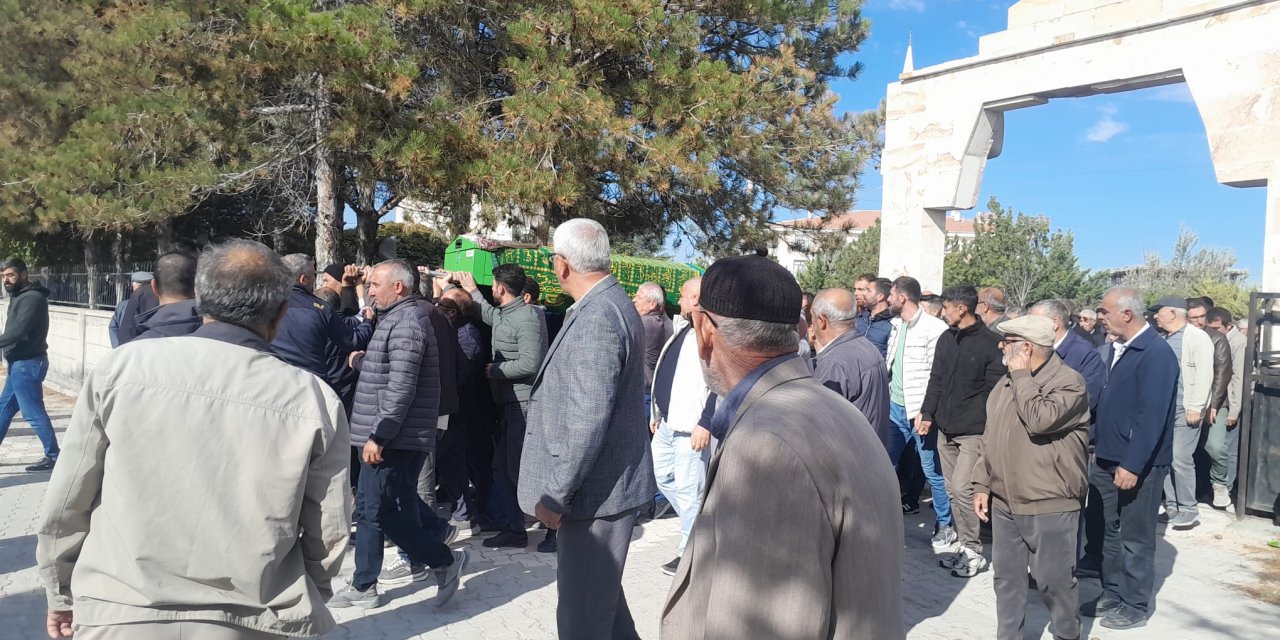 Eskil'de Genç Anne Huri İnanç Son Yolculuğuna Uğurlandı