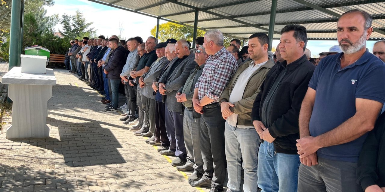 Anne ve Oğlunun Cenazesi Aksaray’da Defnedildi