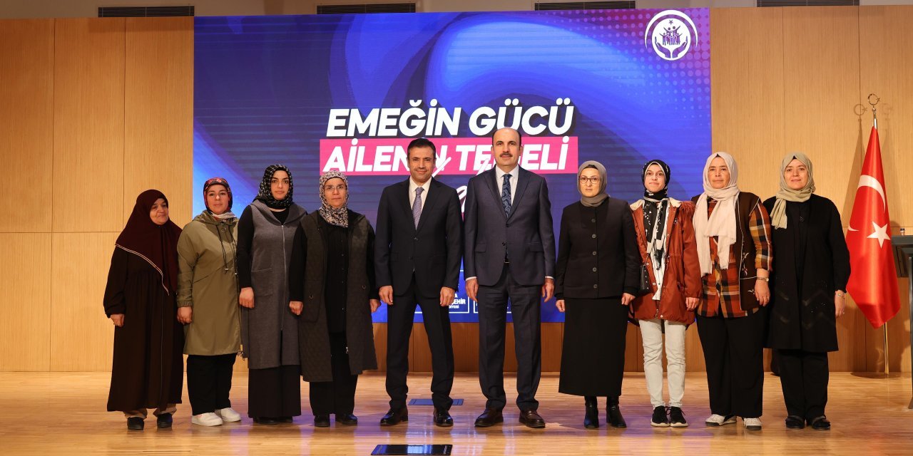 Konya’da “Aile Yılı” Etkinliği Kapsamında Kadınlar Şehir Gezisiyle Buluştu