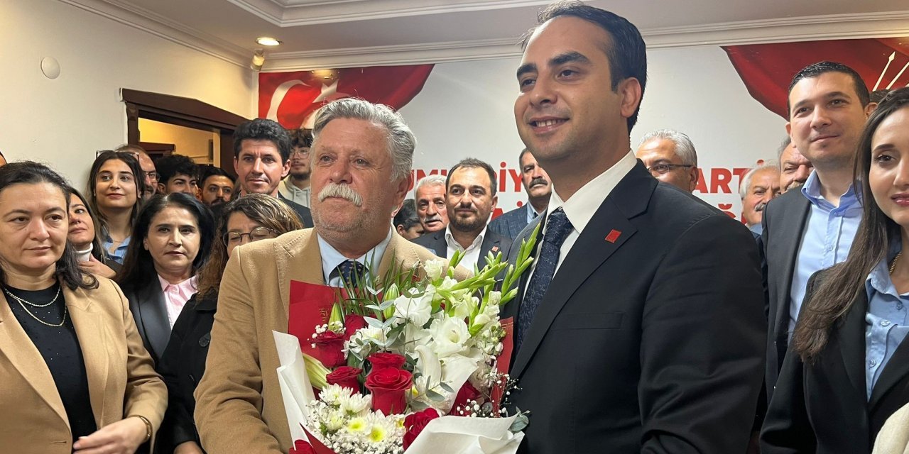 CHP Konya’da Yeni Dönem: Nejat Türktaş İl Başkanlığı Görevini Devraldı