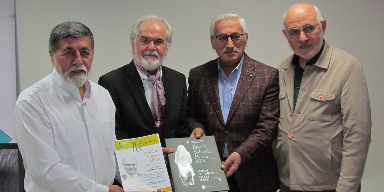 Prof. Dr. Ahmet Alkan’a Konya Aydınlar Ocağı’ndan Anlamlı Saygı Gecesi