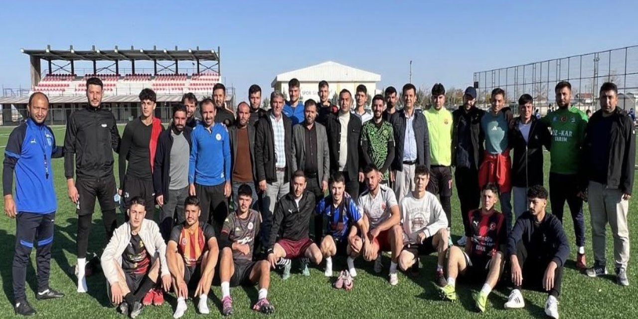 Başkan Zavlak’tan Eskil Tuzgölü Belediyespor’a Moral Telefonu