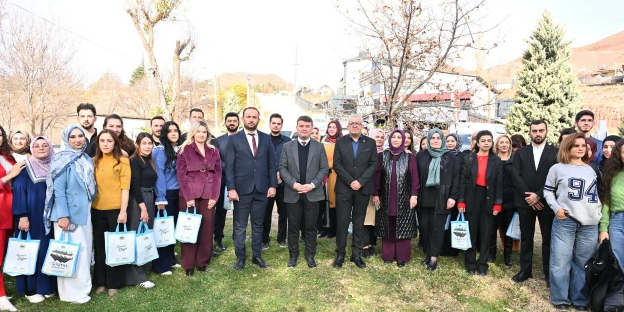 Aksaray Belediye Başkanı Evren Dinçer Eğitimcilerle Buluştu