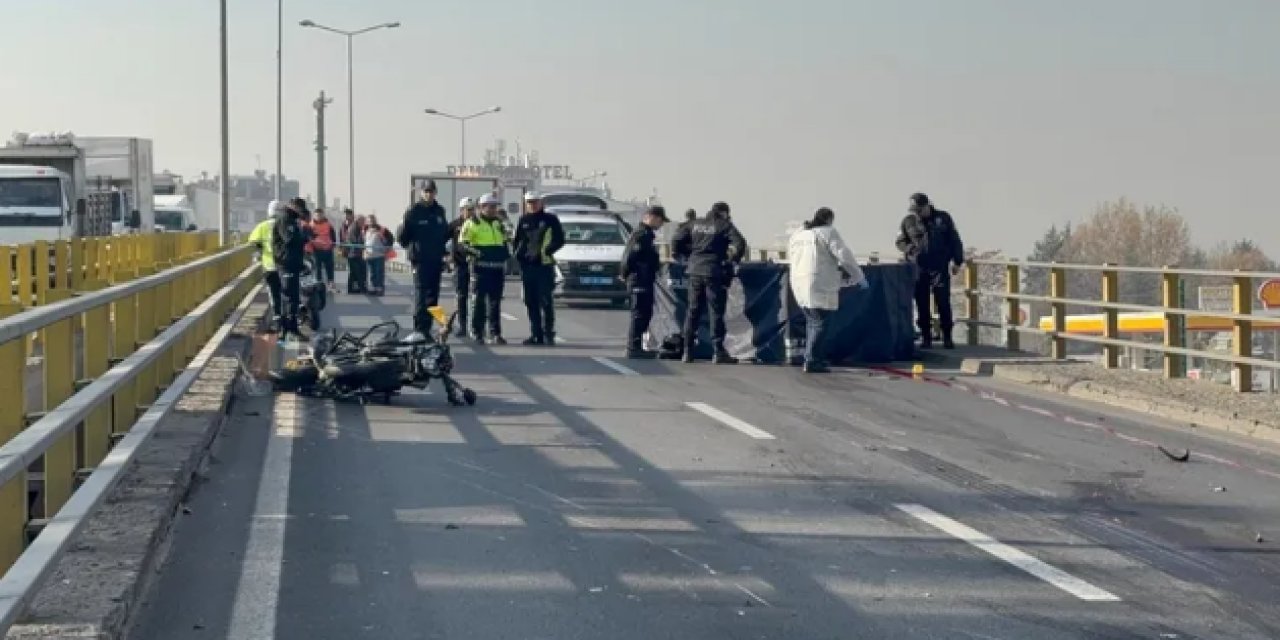 Konya'da Üniversiteli Alptuğ Okul Yolunda Can Verdi: Motosikleti TIR’a Çarptı