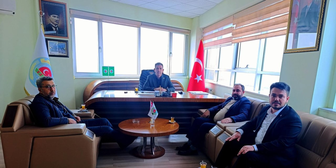 Bayram Yalvaç’tan Eskil Ziraat Odası’na Ziyaret