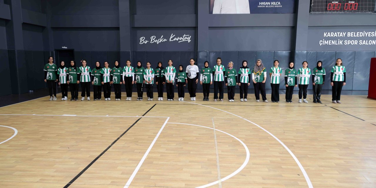 Karatay’da Ortaokullar Arası Dostluk ve Kardeşlik Voleybol Turnuvası Başladı