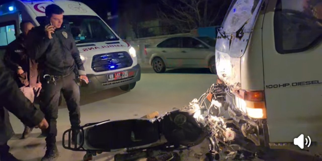 Eskil'de Kavşakta Kaza: Motosiklet Sürücüsü Yaralandı