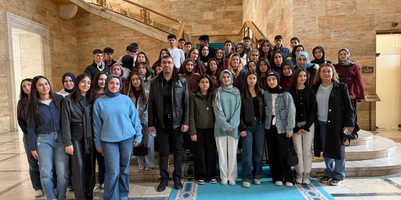 Eskilli Öğrenciler Ankara’da Tarih ve Milli Değerlerle Buluştu
