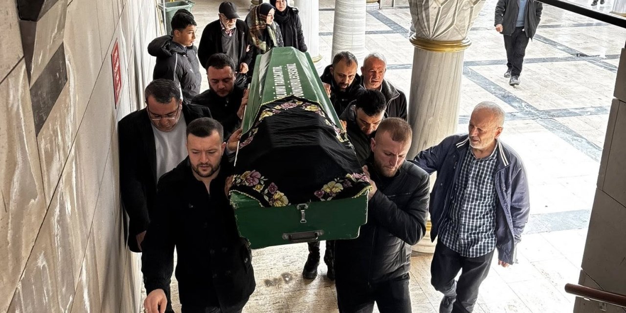 Dilek Arıbaş Son Yolculuğuna Uğurlandı