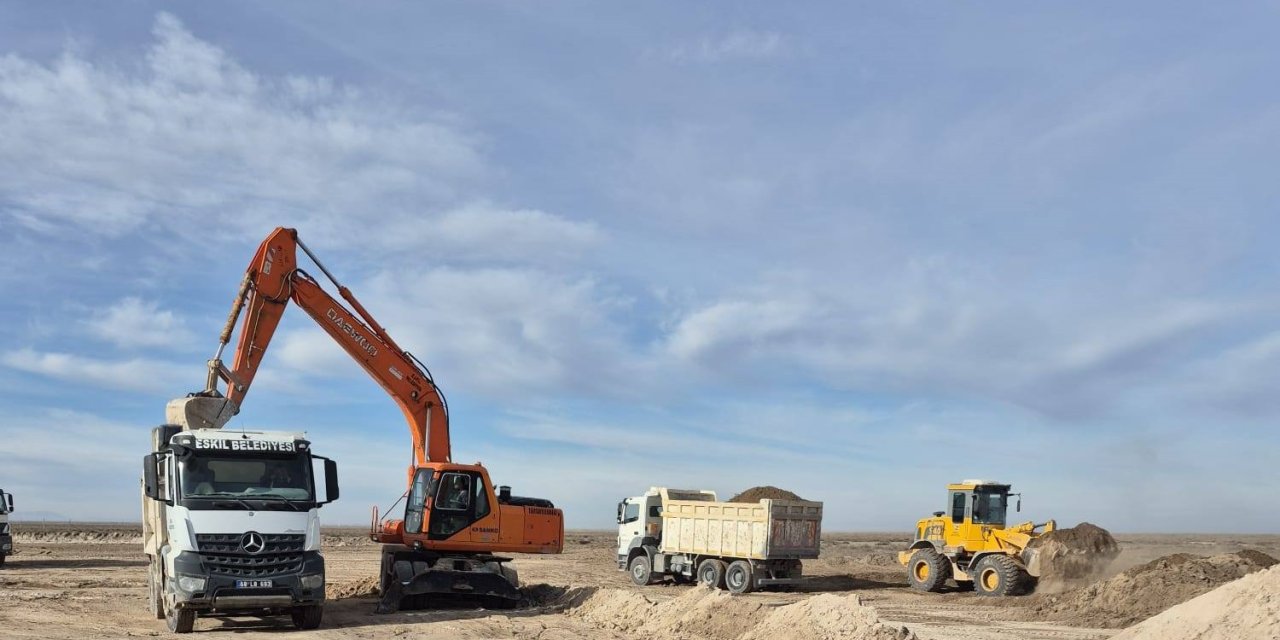 Eskil’de 79 Bin Metrekarelik Mesire Alanı Projesinde Çalışmalar Sürüyor