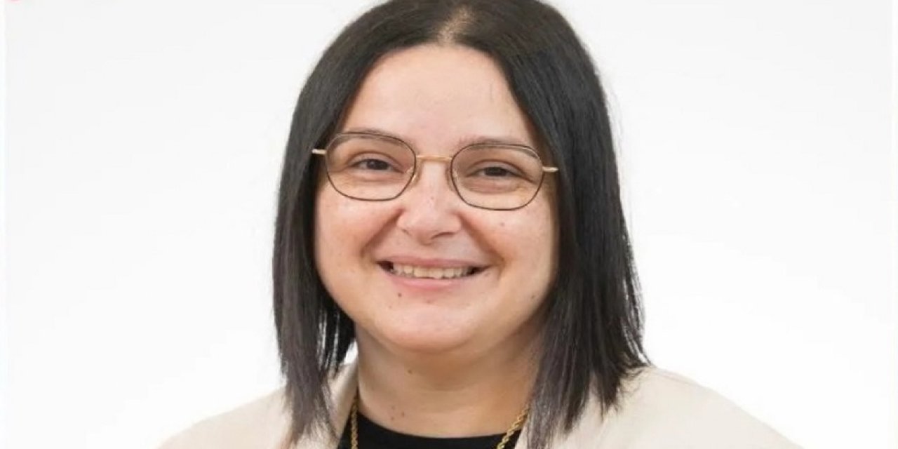 Karamanlı Merve Gül, Fransa’da Belediye Başkan Yardımcılığına Seçildi