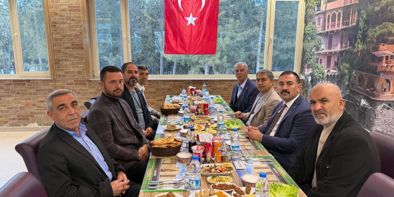 Sultanhanı Kaymakamı Göksun Muhtarlarla İftarda Buluştu