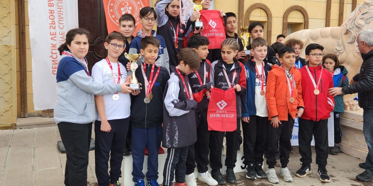 Konya Şehir Koleji Oryantiringde Zirvede