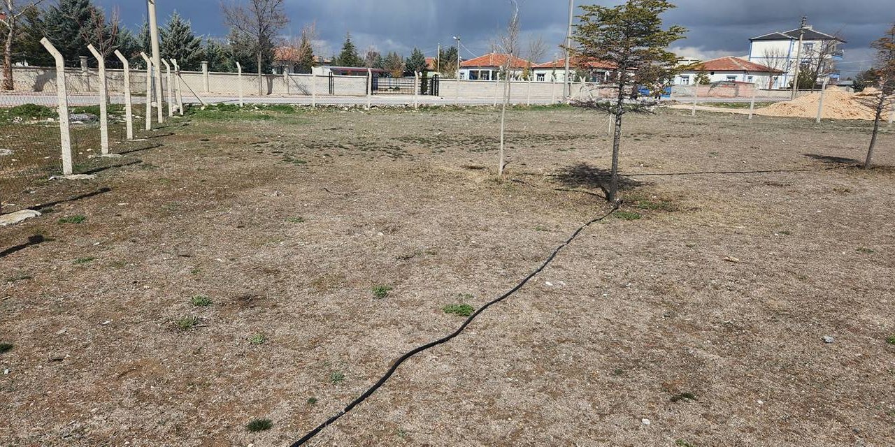 Eskil Belediyesi’nden Temizlik Seferberliği: İlçe Genelinde Çalışmalar Aralıksız Sürüyor