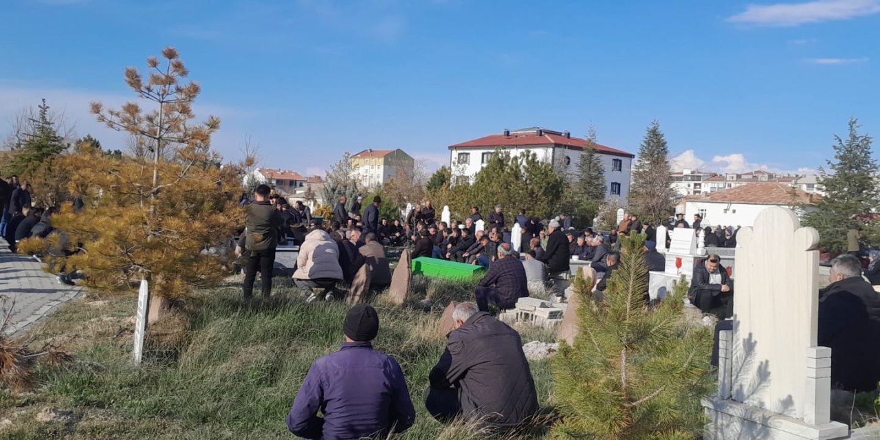 Mehmet Akif Gül gözyaşları arasında toprağa verildi
