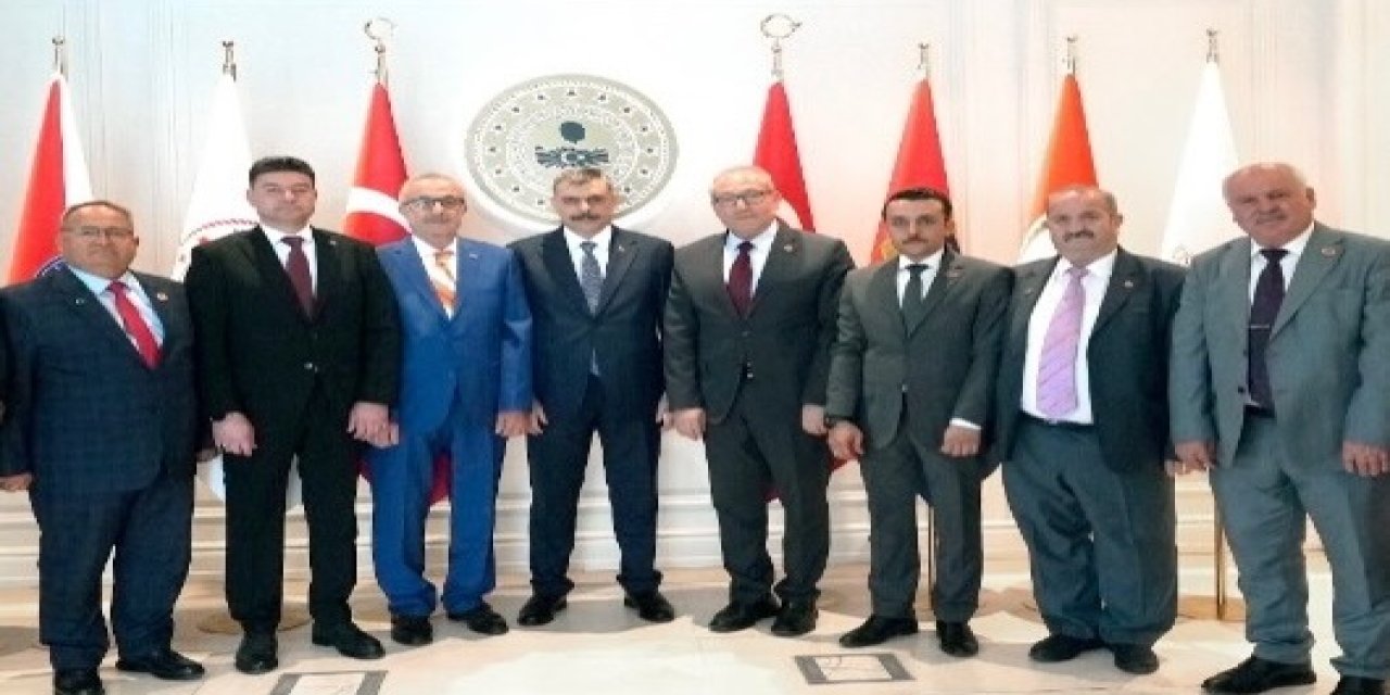 Eskilli Muhtarlardan İçişleri Bakanı Mustafa Çiftçi'ye Ziyaret