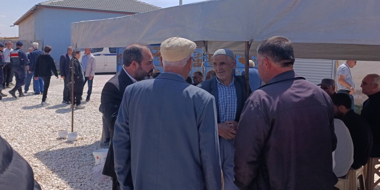 Kaputaş'ta Merhum Mehmet Çeçen İçin Hayır Yemeği Düzenlendi