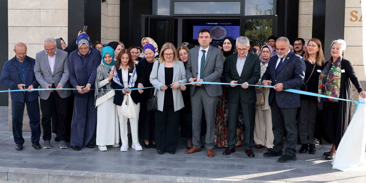 Karatay’da Tezhip Sanatı Rüzgarı: 97 Eser Sanatseverlerle Buluştu