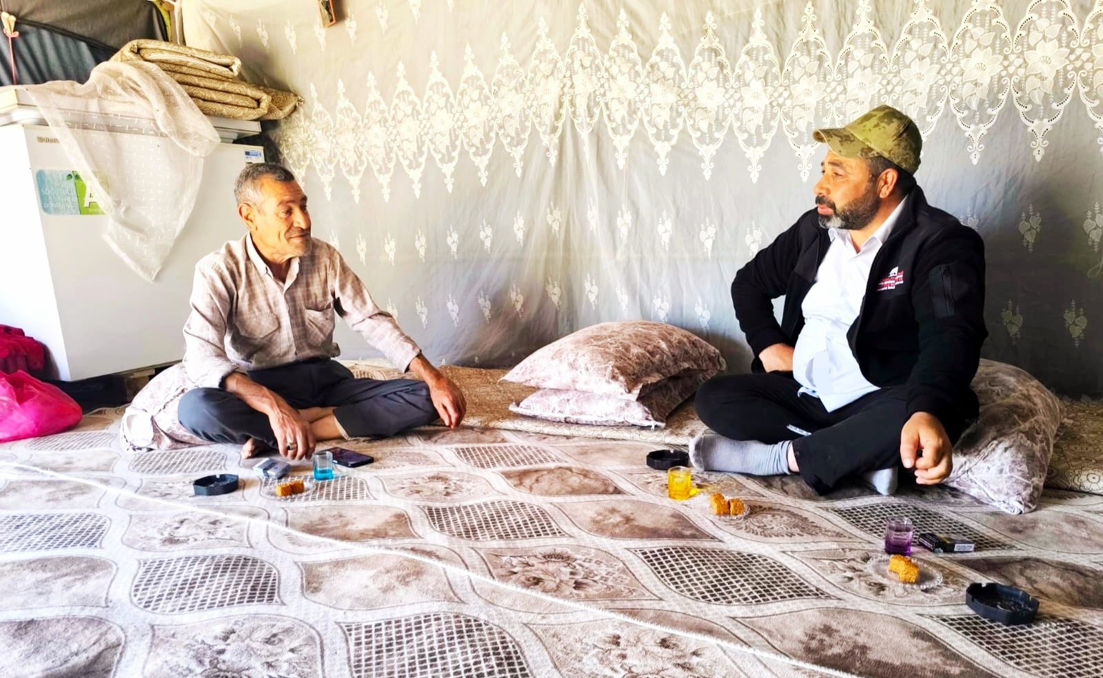 AK Parti Eskil İlçe Başkanı Bayram Yalvaç’tan Tarım İşçilerine Ziyaret