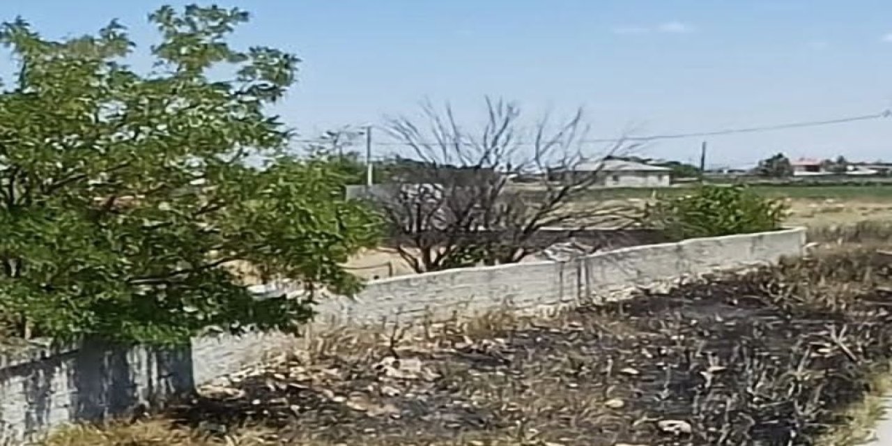 Eskil'de Peş Peşe Ot Yangınları! Yetkililerden Hayati Uyarı: Bir Kıvılcım Felakete Dönüşebilir