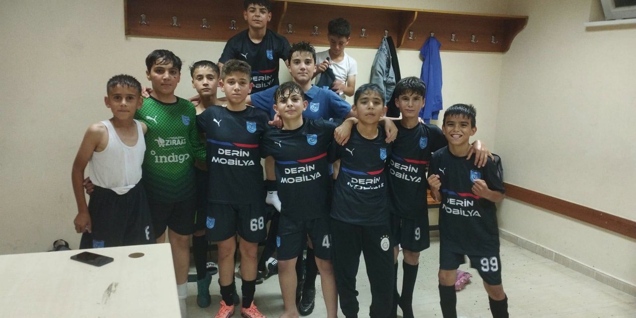Eskil Futbol Akademisi Yaz Futbol Okulu Kapılarını Açtı