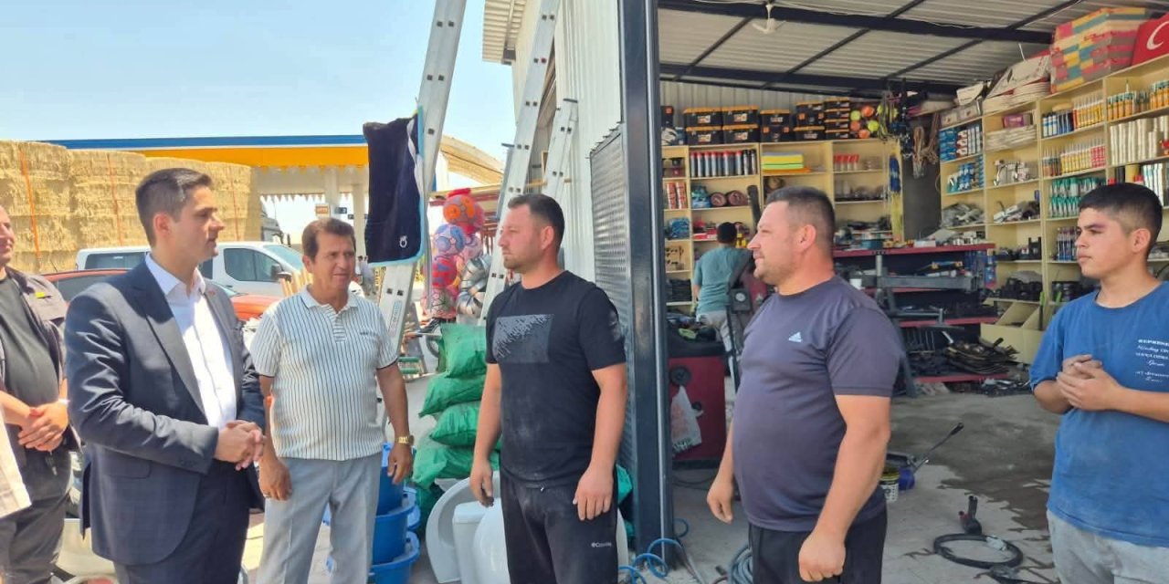 Kaymakam Taha Soydaş Eşmekaya'da Esnaf ve Vatandaşlarla Buluştu