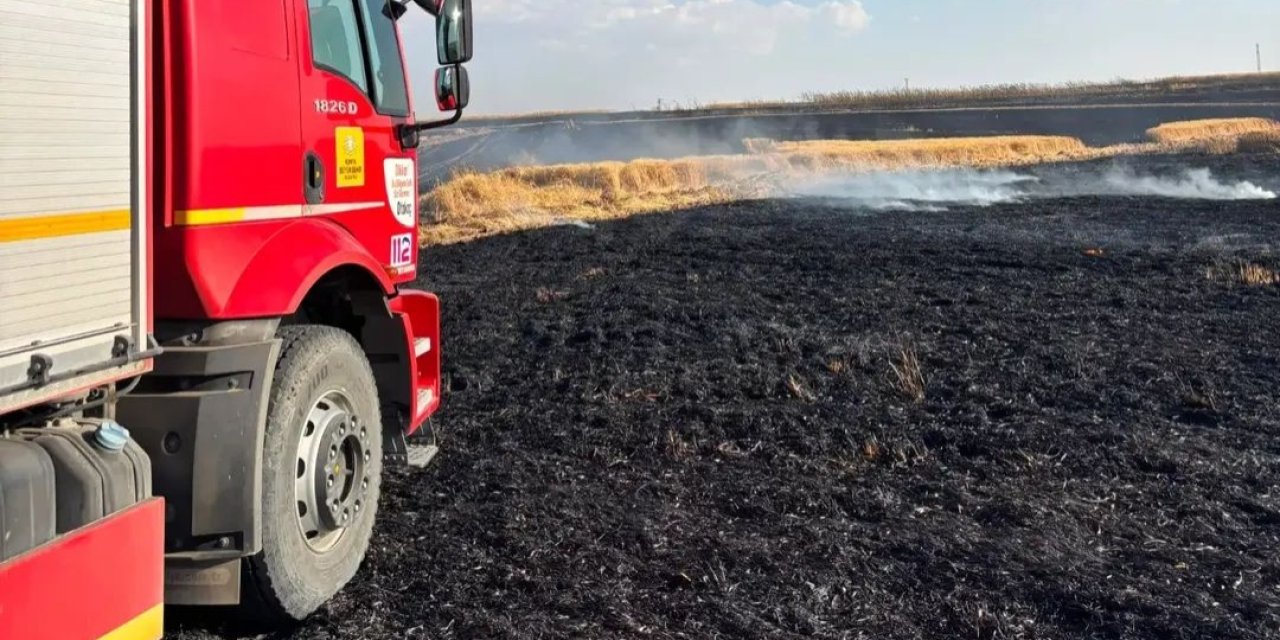 Cihanbeyli'de Tarla Yangını: 300 Dekarlık Buğday Tarlası Kül Oldu