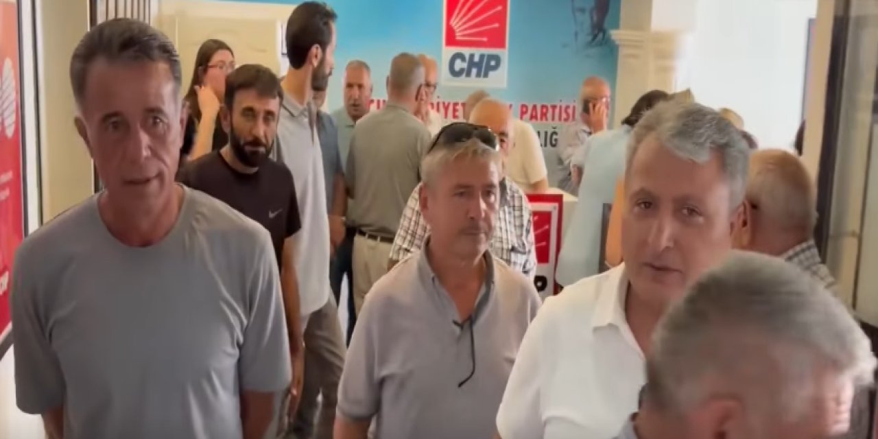 Görevden Alınan CHP Aksaray İl Başkanı Bilal Özdemir Parti Binasından Ayrıldı