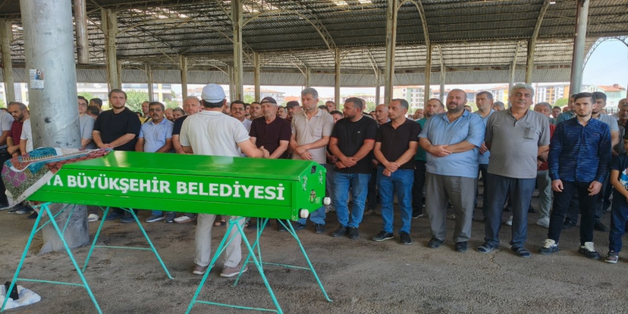 Huri Altan Konya'da toprağa verildi