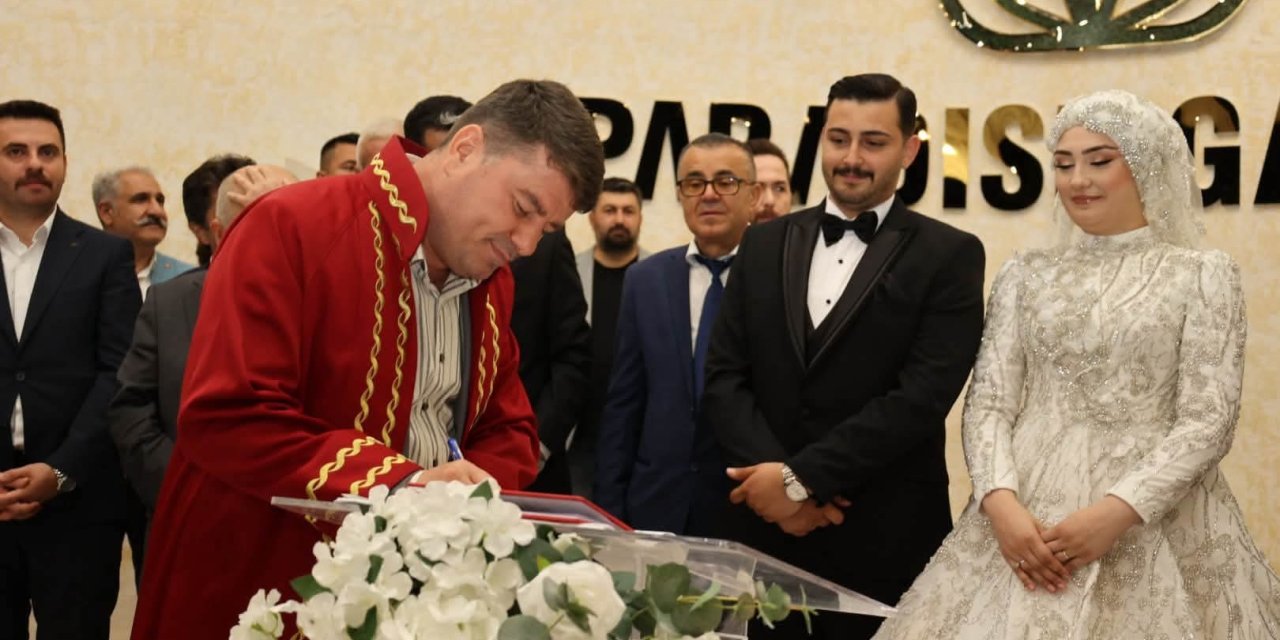Hüseyin Altınsoy’un Kızı Nisa Nur, Fatih ile Dünyaevine Girdi