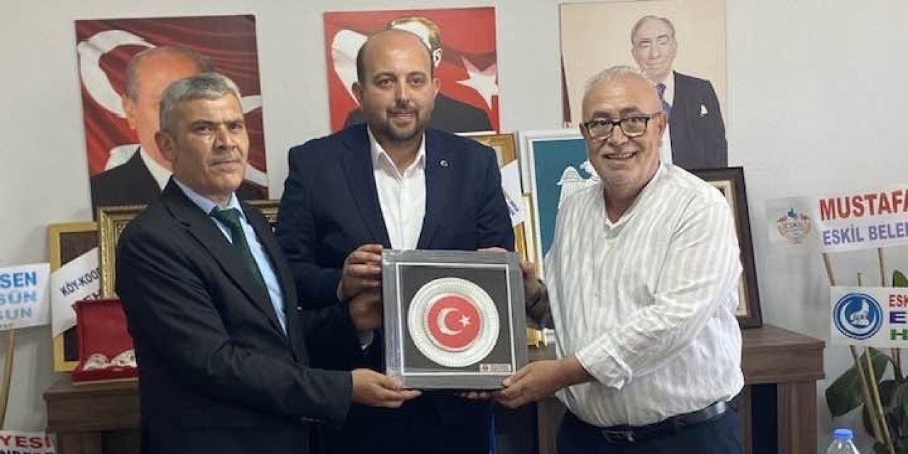 MHP Eskil İlçe Başkanı Mehmet Meral’e Hayırlı Olsun Ziyaretleri Sürüyor