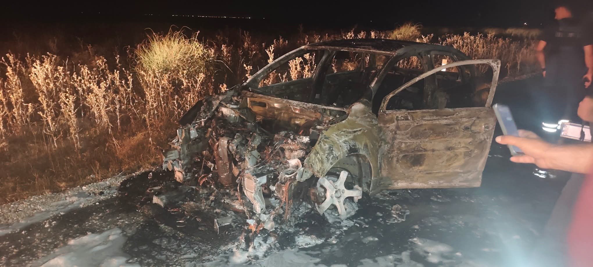Eskil Sınırına Yakın Bölgede Araç Alev Alev Yandı