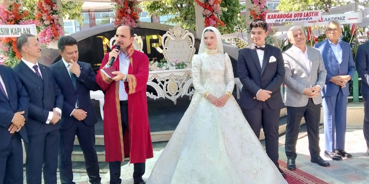Hüma ve Enes’in Mutlu Günü