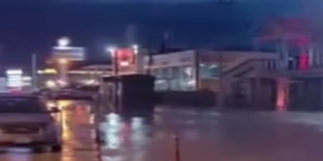Aksaray’da Sel Baskını! Çiftlik Mahallesi’nde Yollar Sular Altında Kaldı