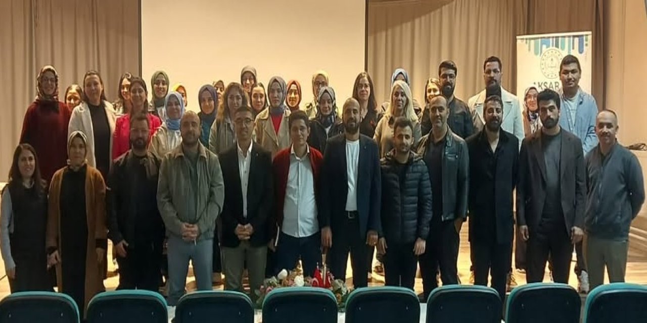 Eskil’de Öğretmenlere TÜBİTAK ve Erasmus+ Eğitimi