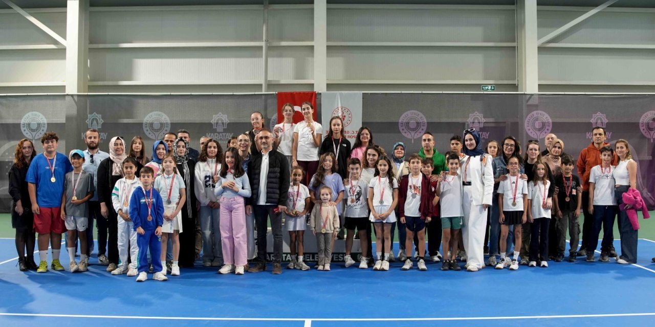 Karatay’daki Tenis Turnuvasında 108 Sporcu Yarıştı