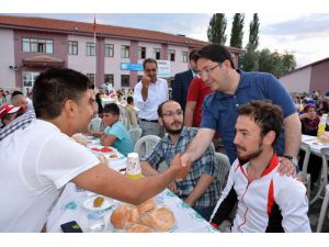 Aksaray Belediyesi’nin Geleneksel Mahalle İftarları Başladı